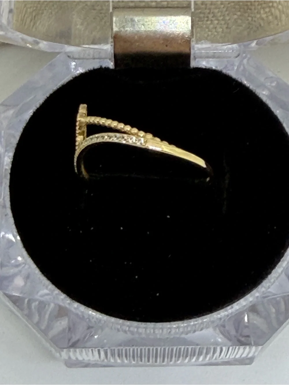 ✨ 14K Solid Gold CZ Dainty Ring – Size 8